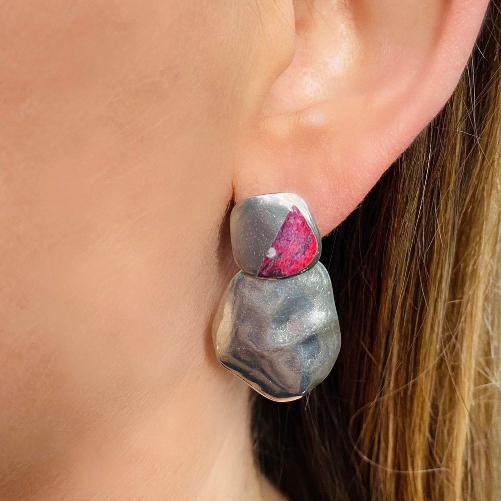 Boucles d'oreilles Jenny rouge - à porter de 2 façons