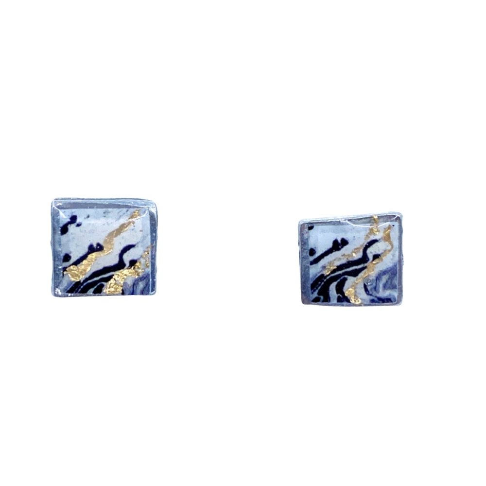 EA149m-Petites boucles d'oreilles Bloom carrées-noire et or