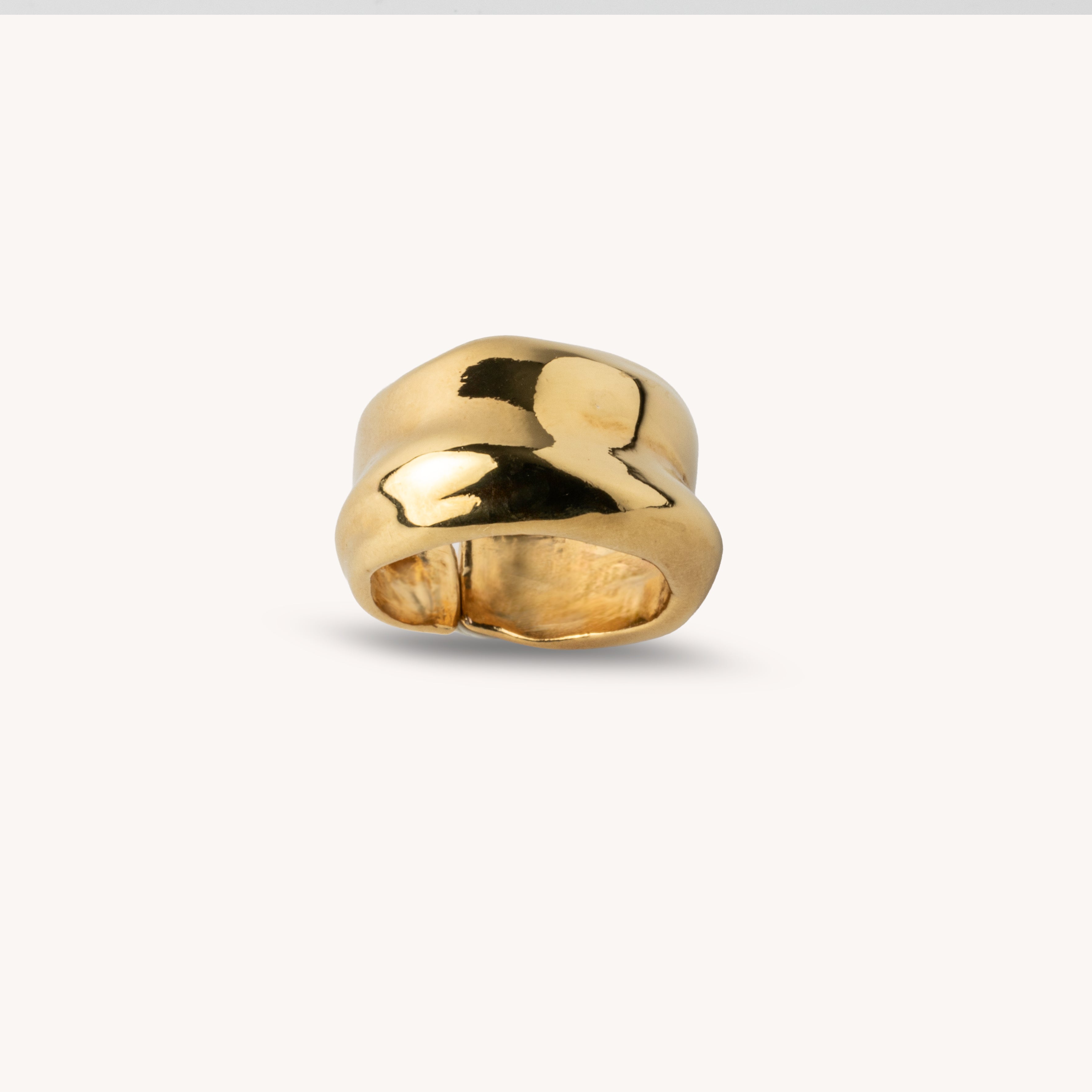 Bague Eva plaquée or 14K – Bague large organique et ajustable