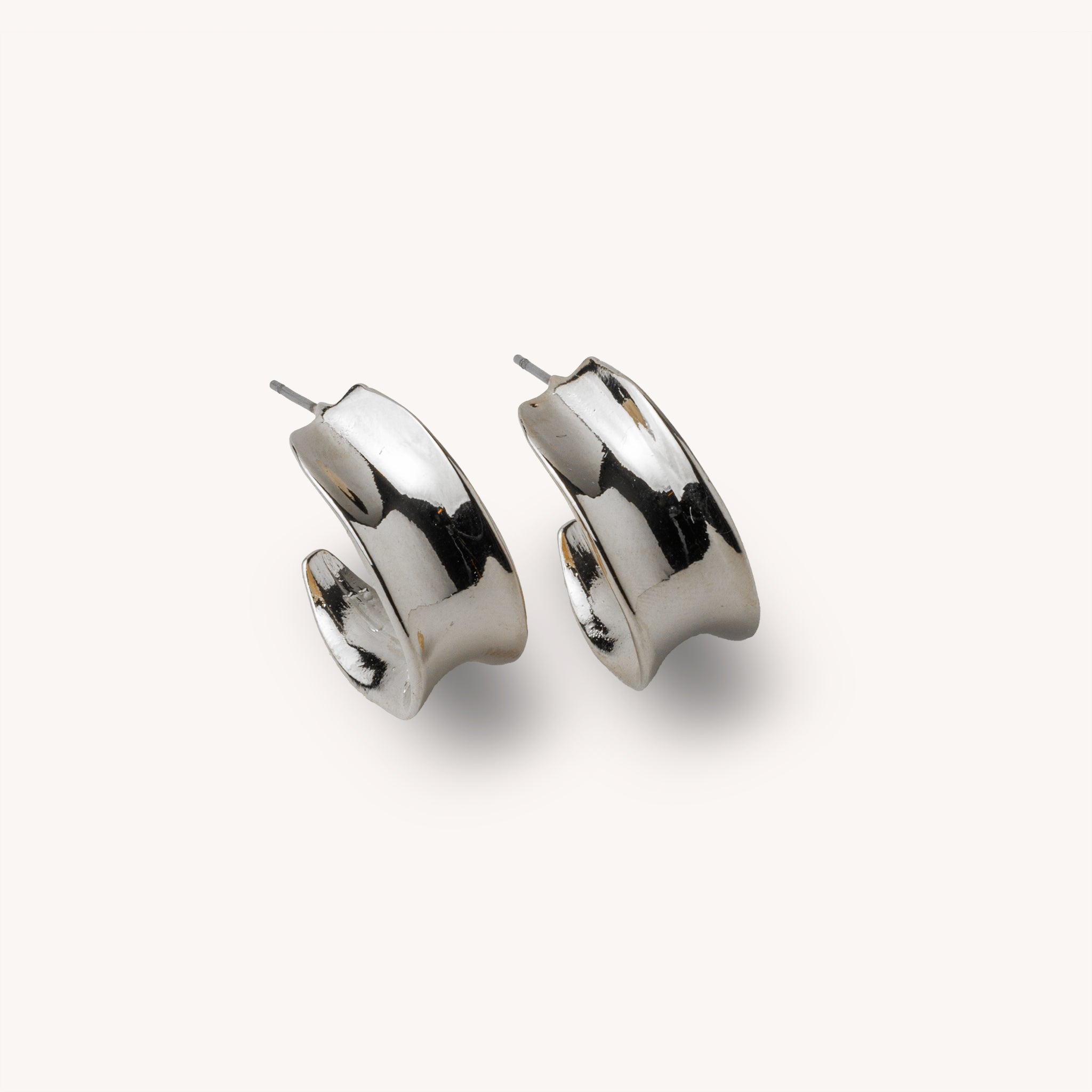 Large silver-plated Vivienne earrings