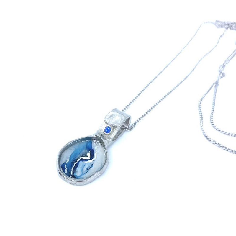 P204-Pendentif géode bleu et argent