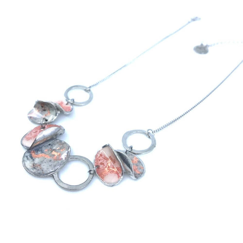 P212-.Collier bloom or rose