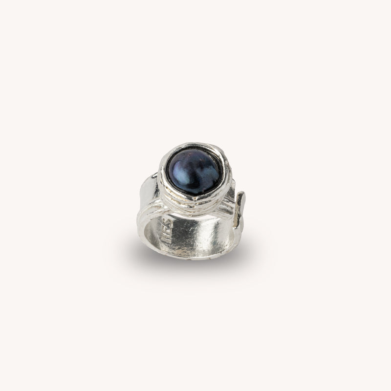 bague-ajustable-perle-noir-cocktail-plaquéé-argent-fait-main-canada